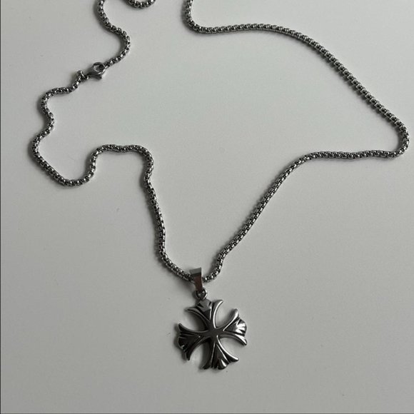 Y2K 2000s vintage heavy metal punk silver gothic cross pendant chain necklace - Picture 7 of 8